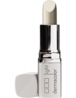 KRYOLAN-DERMACOLOR LIGHT CONCEALER STICK / KOREKTOR W SZTYFCIE / A 9